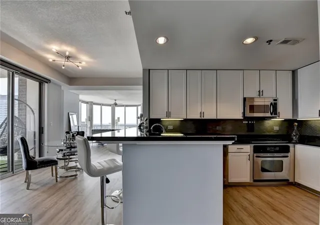 5th image of 285 Centennial Olympic Park Dr Nw #1905, Atlanta, GA 30313 | MLS# 10722559