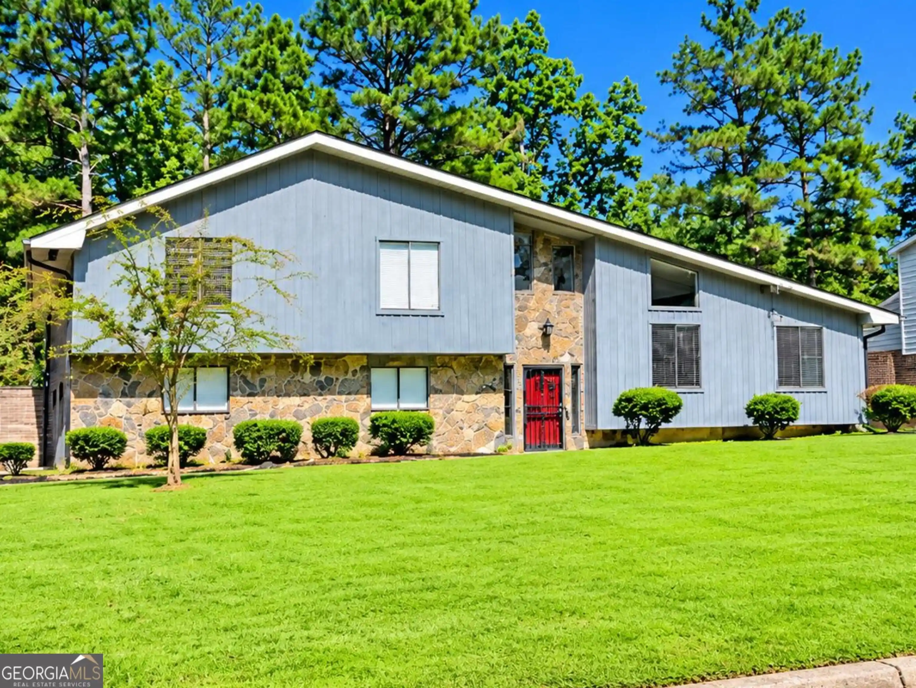 Photo 1 of Single family home for sale at 3255 Redona, Atlanta, GA 30349 | MLS# 10856106 | Listing updated on 2026-10-19