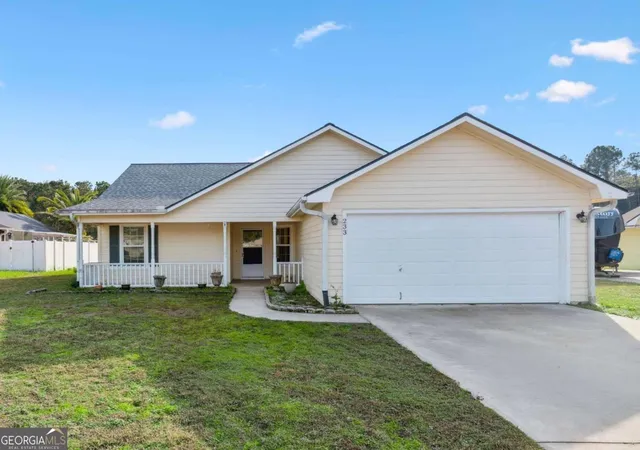 1st image of 233 S Lake Forest Dr, Kingsland, GA 31548 | MLS# 10669615