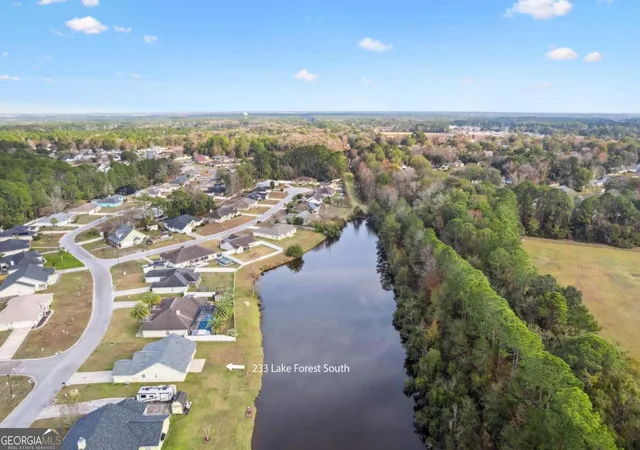 image of 233 S Lake Forest Dr, Kingsland, GA 31548 | MLS# 10669615