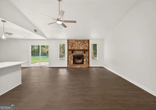 5th image of 1903 Old Concord Dr Se, Covington, GA 30016 | MLS# 10766751
