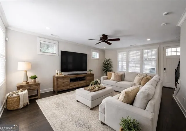 3rd image of 1810 Cromwell Walk, Atlanta, GA 30338 | MLS# 10681717