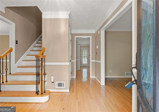 Photo 2 of Single family home for sale at 2185 Wenlok Trl Ne, Marietta, GA 30066 | MLS# 10801474 | Listing updated on 2026-09-13