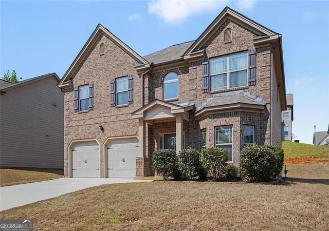 Photo 2 of Single family home for sale at 12155 Centerra Dr, Hampton, GA 30228 | MLS# 10715530 | Listing updated on 2026-08-20