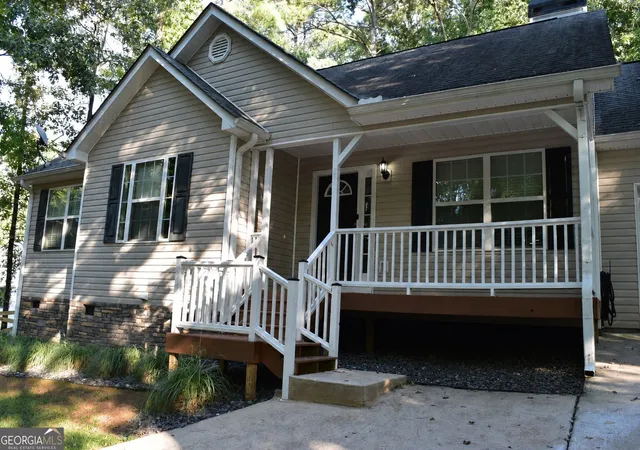 Photo 3 of Sale Pending at 251 Pelican Cir, Monticello, GA 31064 | MLS# 10831391 | Listing updated on 2026-09-17