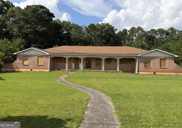 Photo 1 of Single family home for sale at 3672 Porter Ct, Decatur, GA 30032 | MLS# 10817488 | Listing updated on 2026-08-17