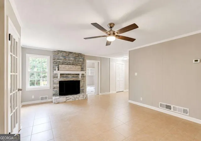 Photo 4 of Single family home for sale at 759 Springwood Dr Nw, Lilburn, GA 30047 | MLS# 10829209 | Listing updated on 2026-09-27