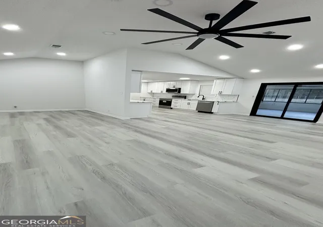 Photo 3 of Single family home for sale at 5285 Greenwood Ter, Macon, GA 31206 | MLS# 10679542 | Listing updated on 2026-05-19