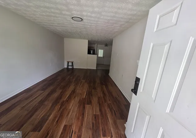 Photo 3 of Townhouse for sale at 1011 Estes Dr Sw # B2, Atlanta, GA 30310 | MLS# 10821385 | Listing updated on 2026-09-15