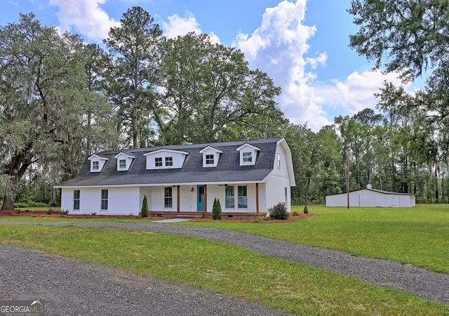Homes for sale in Pembroke, GA | 3980 Ga Hwy 119 N, Pembroke, GA 31321 | MLS# 10775507