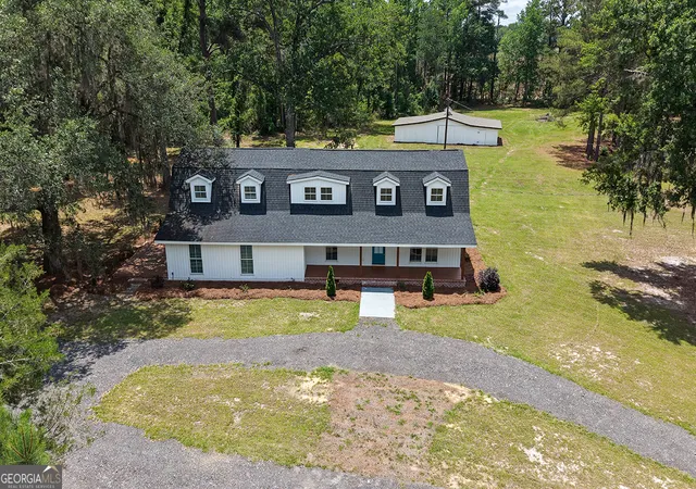 Homes for sale in Pembroke, GA | 3980 Ga Hwy 119 N, Pembroke, GA 31321 | MLS# 10775507