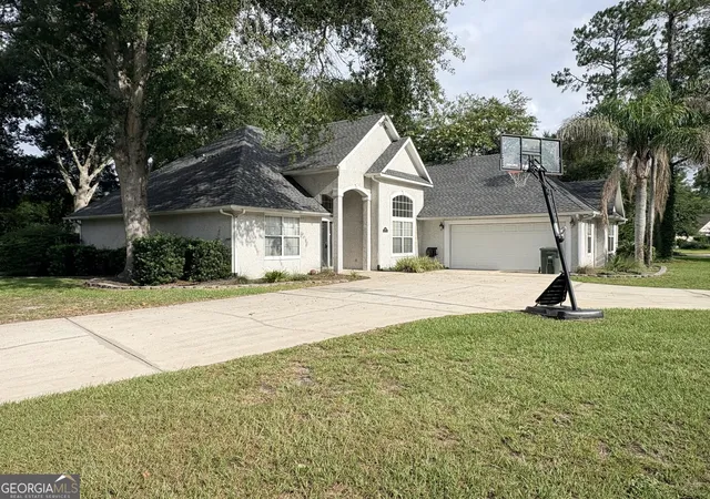 Photo 3 of Single family home for sale at 202 Overlook Bnd, Kingsland, GA 31548 | MLS# 10818071 | Listing updated on 2026-08-17