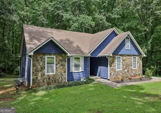 Photo 1 of Sale Pending at 120 Carriage Gate Dr, Sharpsburg, GA 30277 | MLS# 10791147 | Listing updated on 2026-07-01
