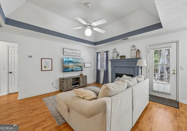 Photo 4 of Sale Pending at 120 Carriage Gate Dr, Sharpsburg, GA 30277 | MLS# 10791147 | Listing updated on 2026-07-01