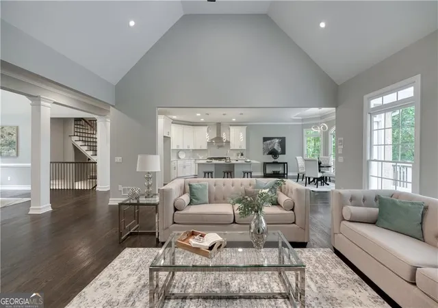 Photo 4 of Single family home for sale at 303 Broadmoor Wy, Mcdonough, GA 30253 | MLS# 10833351 | Listing updated on 2026-08-26