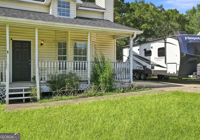 Photo 1 of Single family home for sale at 2152 Red Rose Ln, Loganville, GA 30052 | MLS# 10830505 | Listing updated on 2026-09-04