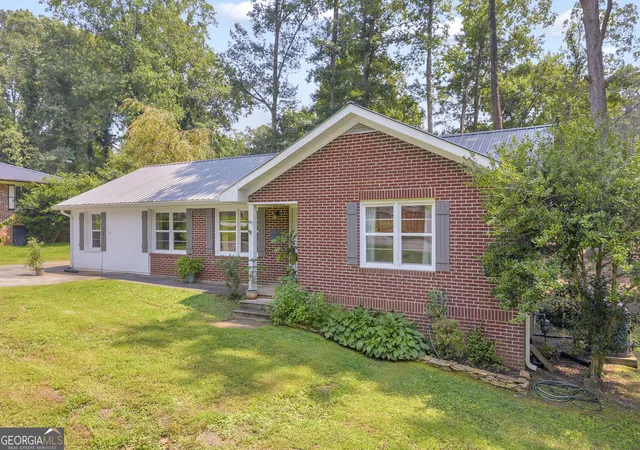2nd image of 87 Furman St, Toccoa, GA 30577 | MLS# 10817357