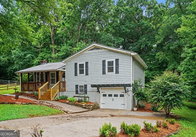 3rd image of 173 S Forty Pass W, Hiram, GA 30141 | MLS# 10789428