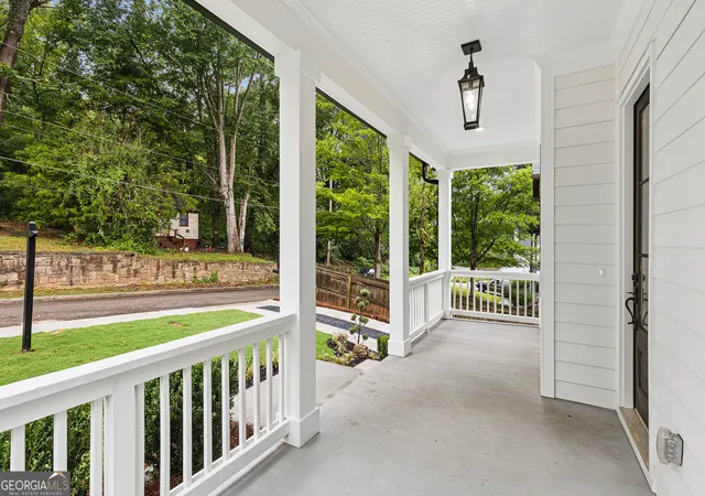 Photo 3 of Single family home for sale at 3346 Lawrence St, Scottdale, GA 30079 | MLS# 10833169 | Listing updated on 2026-08-28