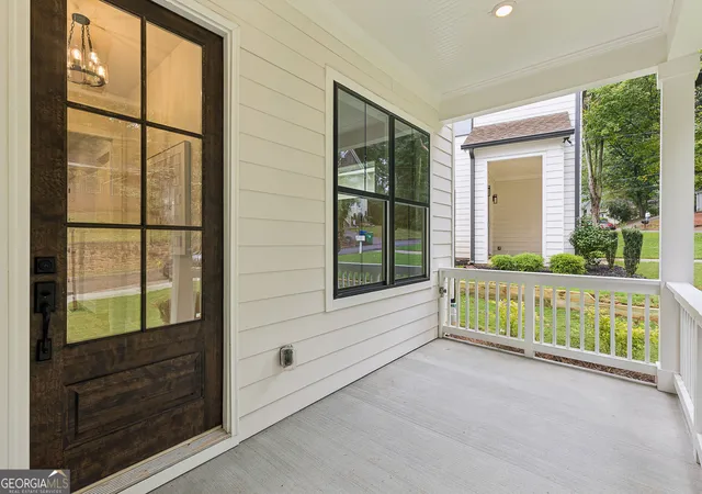 Photo 3 of Single family home for sale at 3346 Lawrence St, Scottdale, GA 30079 | MLS# 10833169 | Listing updated on 2026-08-28