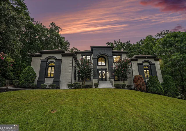Photo 2 of Sale Pending at 4025 Cascade Rd Sw, Atlanta, GA 30331 | MLS# 10614091 | Listing updated on 2026-08-25