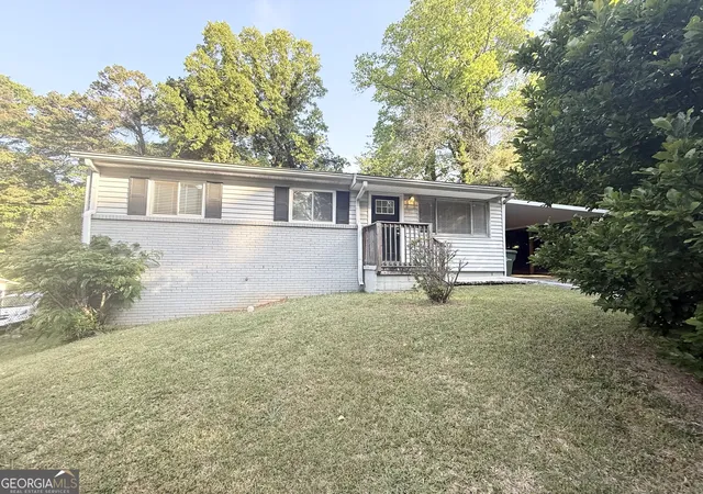 Homes for sale in Atlanta, GA | 2377 Arno Ct Nw, Atlanta, GA 30318 | MLS# 10739750