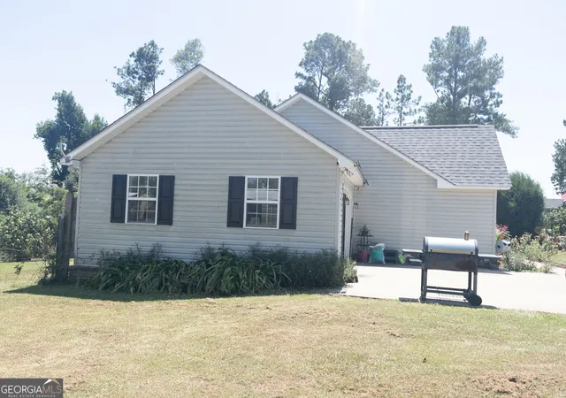 3rd image of 906 Irvin Pl, Vidalia, GA 30474 | MLS# 10829025