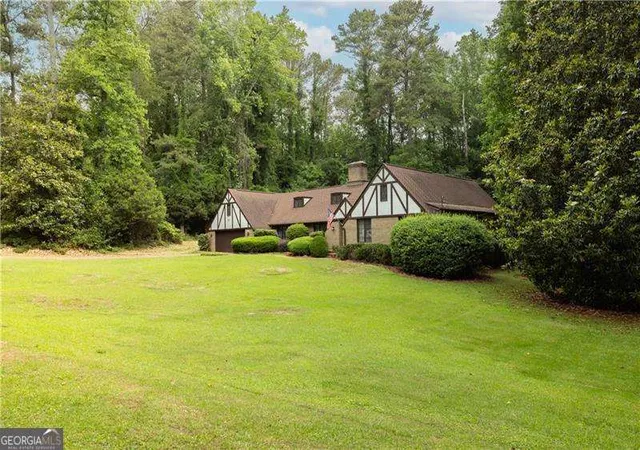 Photo 3 of Single family home for sale at 1420 Virgil Ln Sw, Mableton, GA 30126 | MLS# 10771697 | Listing updated on 2026-10-10
