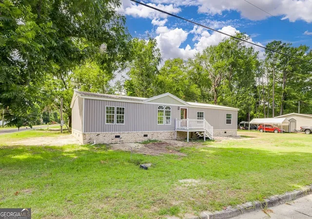 Photo 3 of Single family home for sale at 318 Samuel Smalls Sr Ave, Guyton, GA 31312 | MLS# 10802769 | Listing updated on 2026-08-31