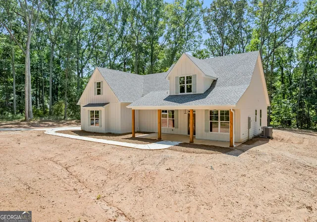 Photo 3 of Single family home for sale at 38 Puckett Station Dr #9, Moreland, GA 30259 | MLS# 10802688 | Listing updated on 2026-10-08