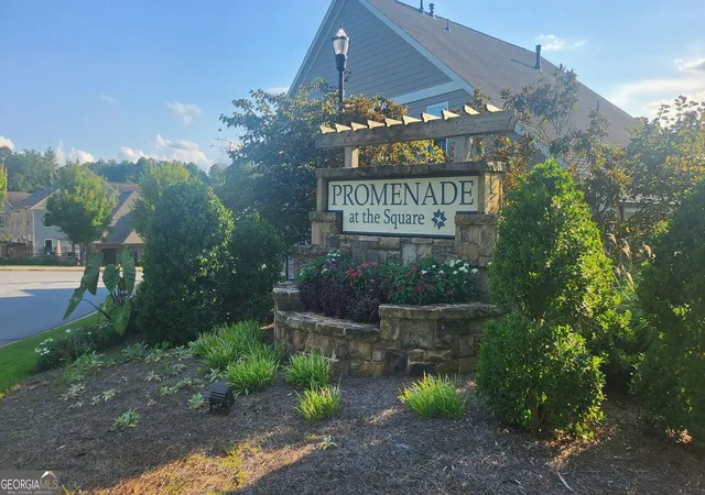 2nd image of 561 Onyx Lndg, Marietta, GA 30064 | MLS# 10831394