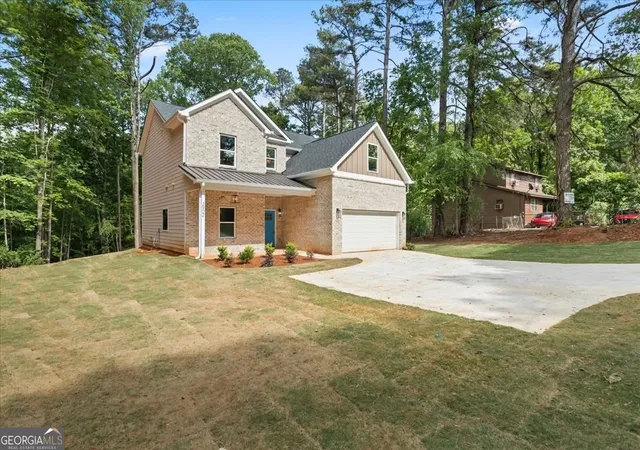 1st image of 3902 Bouldercrest Rd Se, Ellenwood, GA 30294 | MLS# 10799287