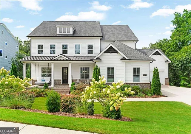 Photo 1 of Mansion for sale at 16270 Grand Litchfield Dr, Roswell, GA 30075 | MLS# 10813635 | Listing updated on 2026-09-11