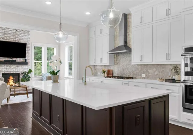 Photo 3 of Mansion for sale at 16270 Grand Litchfield Dr, Roswell, GA 30075 | MLS# 10813635 | Listing updated on 2026-09-11