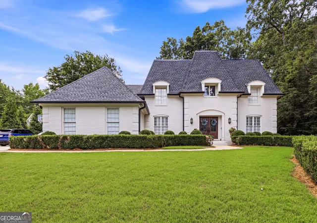 3rd image of 197 Club Dr, Gainesville, GA 30506 | MLS# 10721360