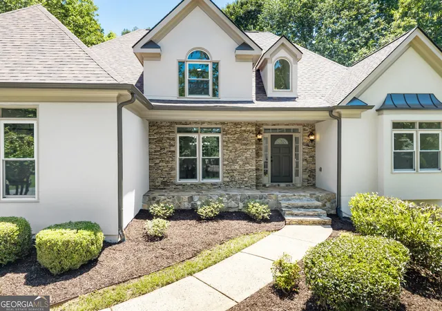 4th image of 9890 Groomsbridge Rd, Johns Creek, GA 30022 | MLS# 10780036