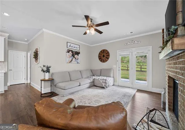 Photo 3 of Single family home for sale at 6414 Crosscreek Ln, Flowery Branch, GA 30542 | MLS# 10815916 | Listing updated on 2026-09-17