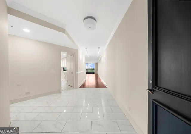 2nd image of 2660 Peachtree Rd Nw #16C, Atlanta, GA 30305 | MLS# 10717589
