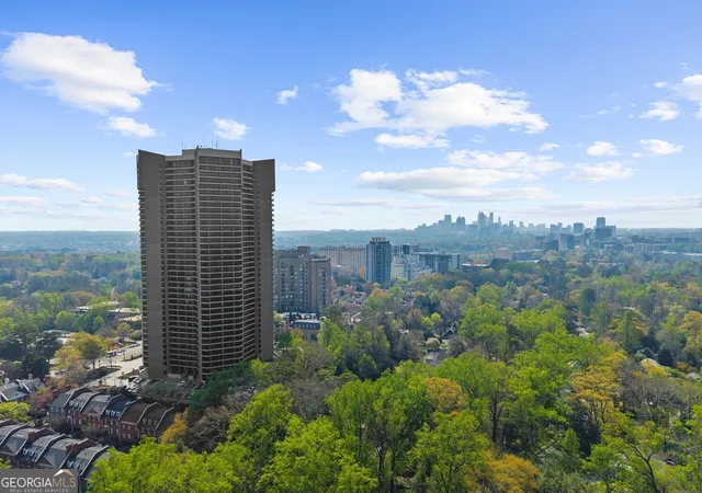 2nd image of 2660 Peachtree Rd NW, Atlanta, GA 30305