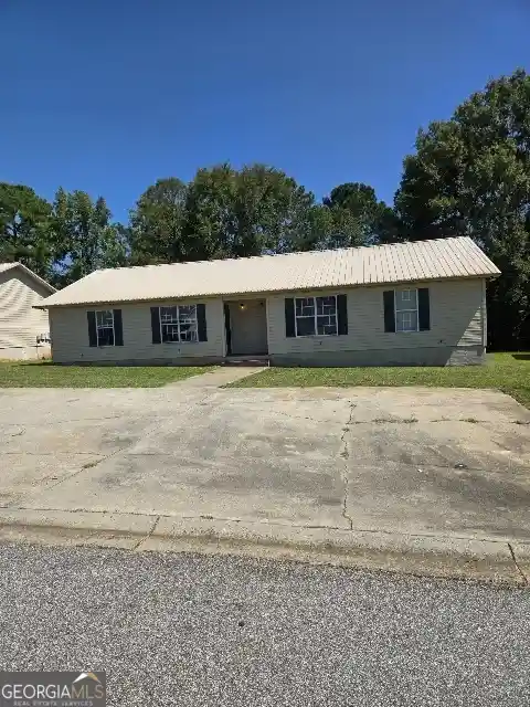 Photo 1 of Multi family home for sale at 2317 Laura Ct Ne, Milledgeville, GA 31061 | MLS# 10853851 | Listing updated on 2026-10-10