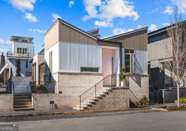 1st image of 145 Arcadia Ave, Fayetteville, GA 30214 | MLS# 10694539