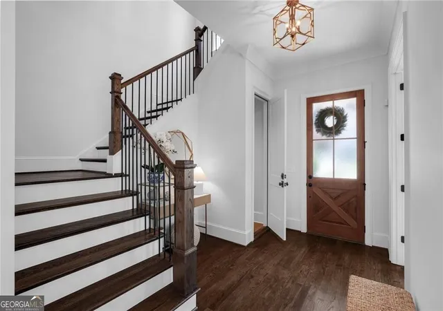 Photo 3 of Sale Pending at 2986 Surrey Ln, Atlanta, GA 30341 | MLS# 10835190 | Listing updated on 2026-10-01