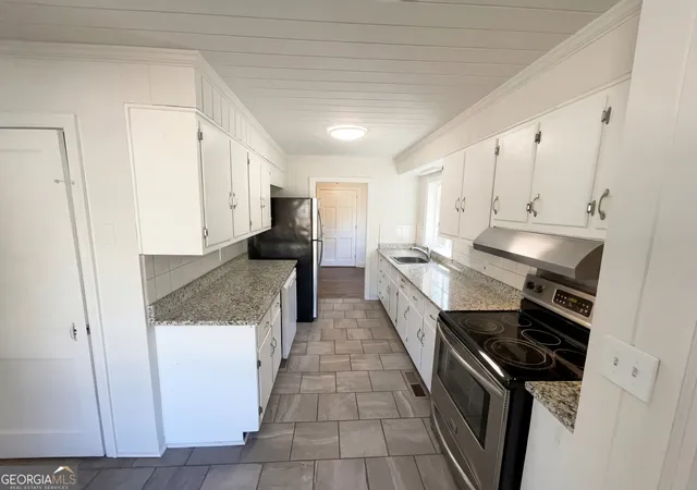 Photo 2 of Single family home for sale at 310 Terrace St, Griffin, GA 30224 | MLS# 10688991 | Listing updated on 2026-08-22