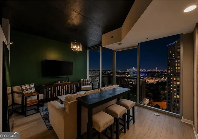 2nd image of 3324 Peachtree Rd Ne #1616, Atlanta, GA 30326 | MLS# 10814777