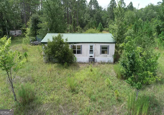 3rd image of 896 Farm Rd, St. George, GA 31562 | MLS# 10822434