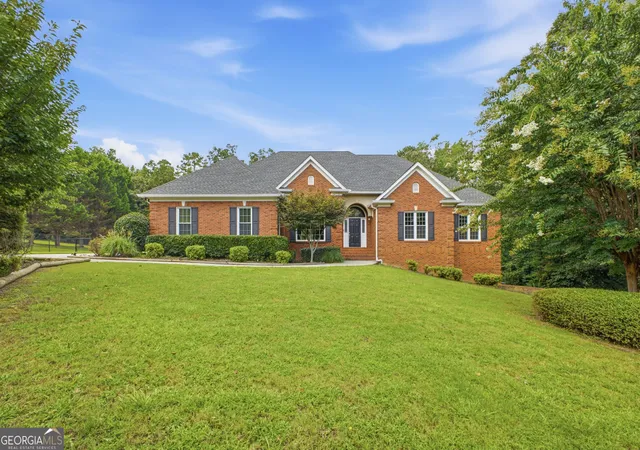 1st image of 610 Rustic Ridge Rd Ne, Rome, GA 30161 | MLS# 10821132