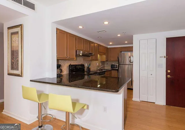 Listing Photo 1 - Condo for sale in building located at 199 14Th St Ne, Atlanta, GA 30309 - Unit #1209