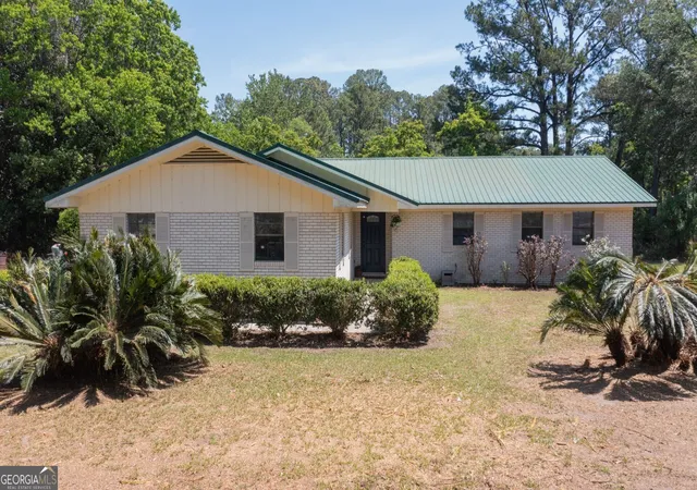 3rd image of 6120 New Jesup Hwy, Brunswick, GA 31523 | MLS# 10752858