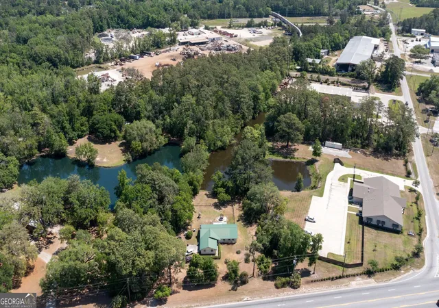 4th image of 6120 New Jesup Hwy, Brunswick, GA 31523 | MLS# 10752858