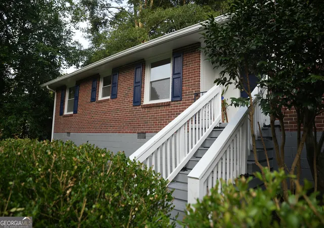 4th image of 2209 Willivee Pl, Decatur, GA 30033 | MLS# 10813989